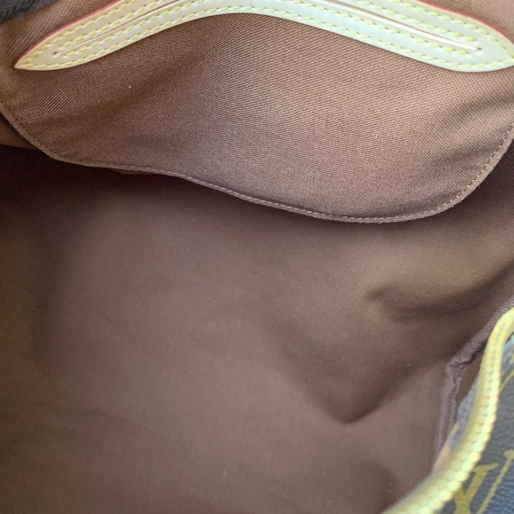 Louis Vuitton Speedy 35 - Picture 11 of 16